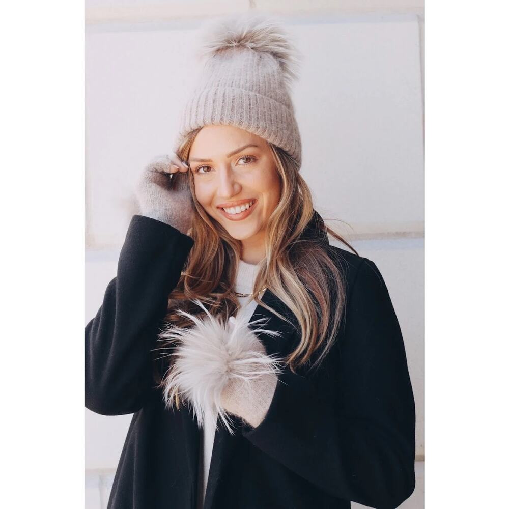 Linda Richards Fur Pom Hat Taupe One Size Wool Cute Chic Warm Cozy Wool Angora